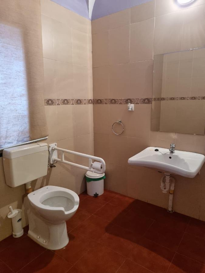 Albergue Rural Zarza Capilla Bagian luar foto